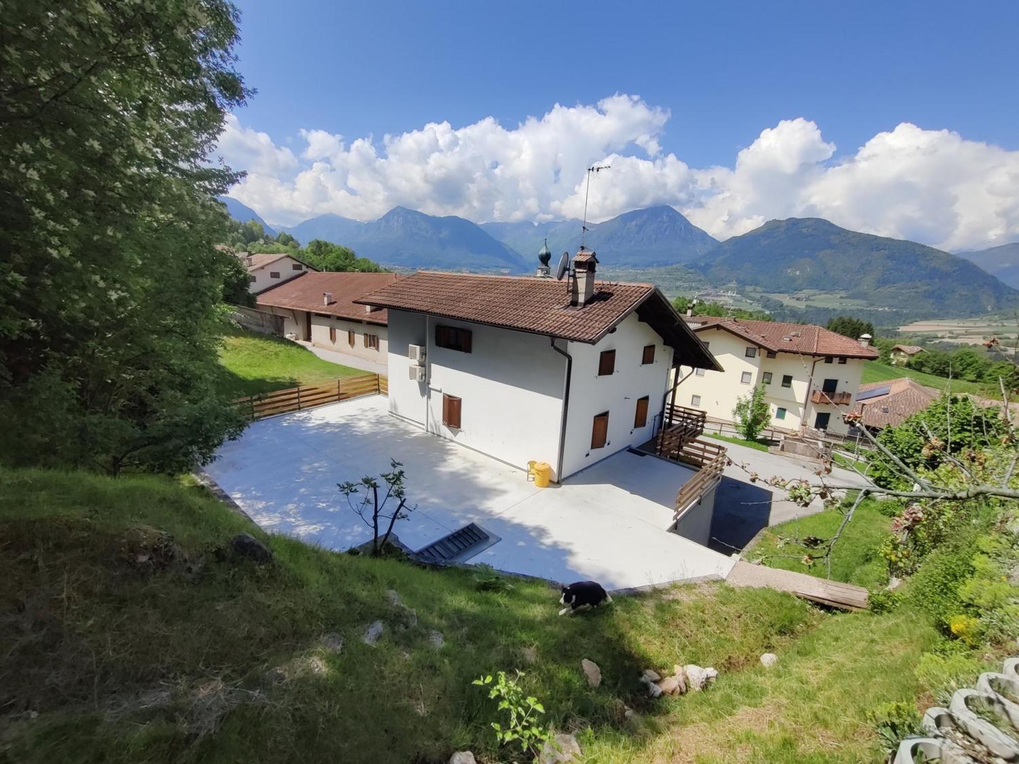 Villetta Casale Comano Terme Exterior photo